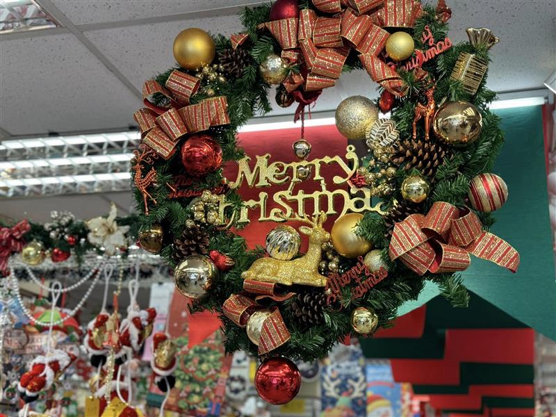【多米文化廣場】與大家分享耶誕節快樂的氣氛！